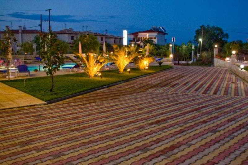 Agnanti Hotel Afytos Exterior photo
